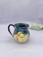 Load image into Gallery viewer, Ceramic Daisy Moon Mug
